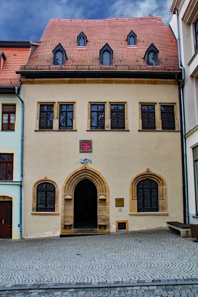 Hotel Graf von Mansfeld 2/50