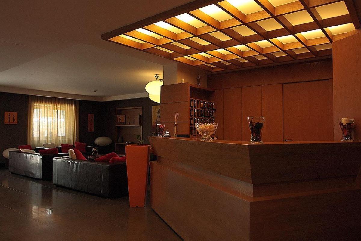 Hotel Fly 32/49