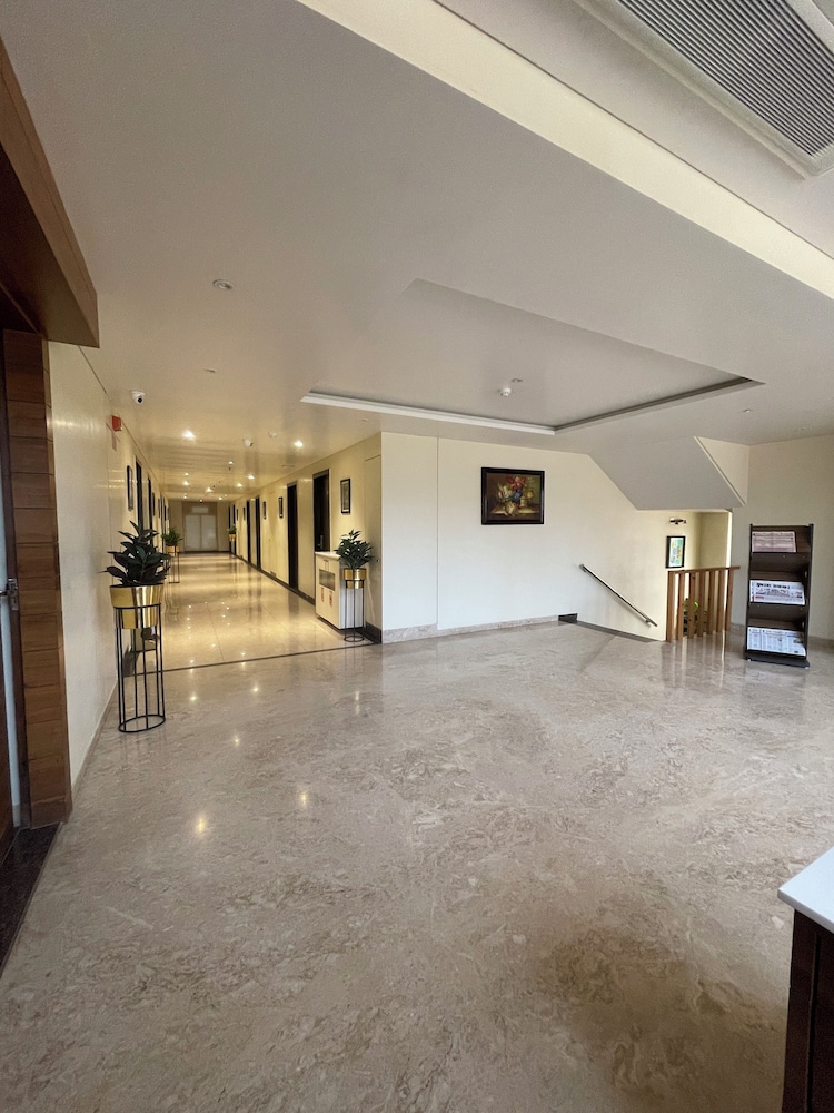 Hotel Virgo Sumeru 45/50