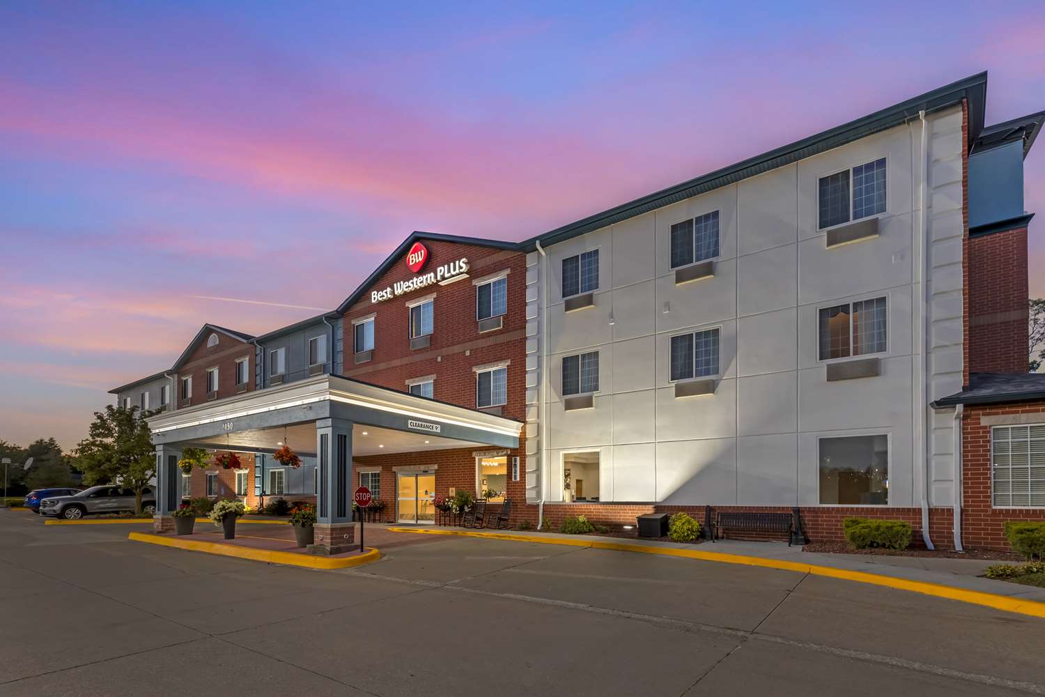 Best Western Plus Des Moines West Inn & Suites 17/17