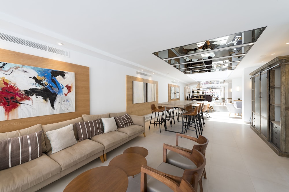 Kyrat Amarac Suites 23/41