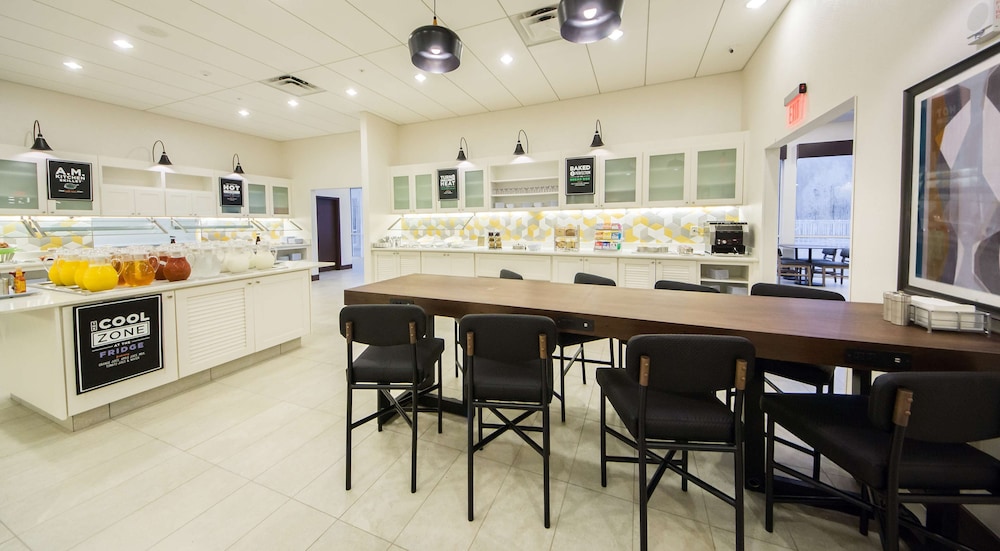 Hyatt Place Orlando/Lake Buena Vista 36/50