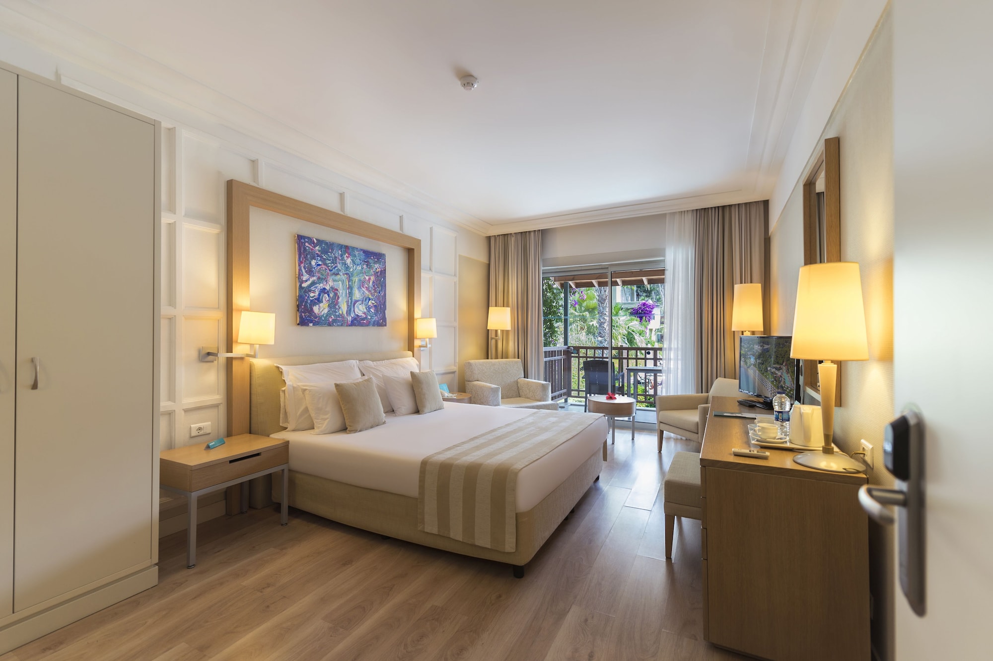 1 BEDROOM, VILLA, BALCONY