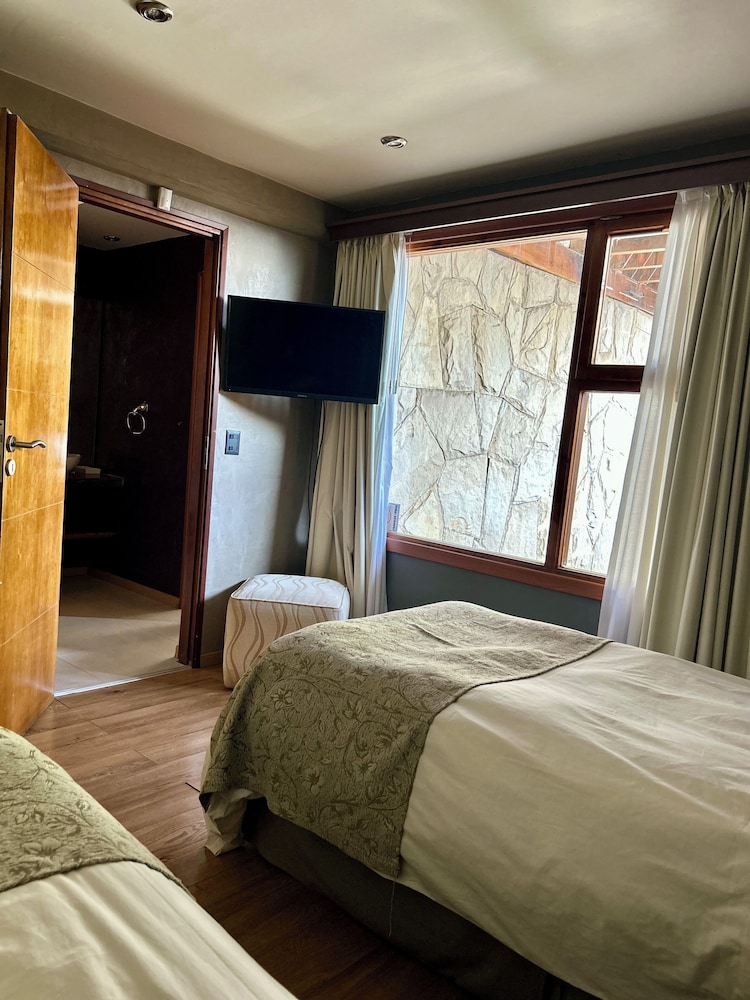 BAHIA PARAISO LUXURY SUITES 17/57