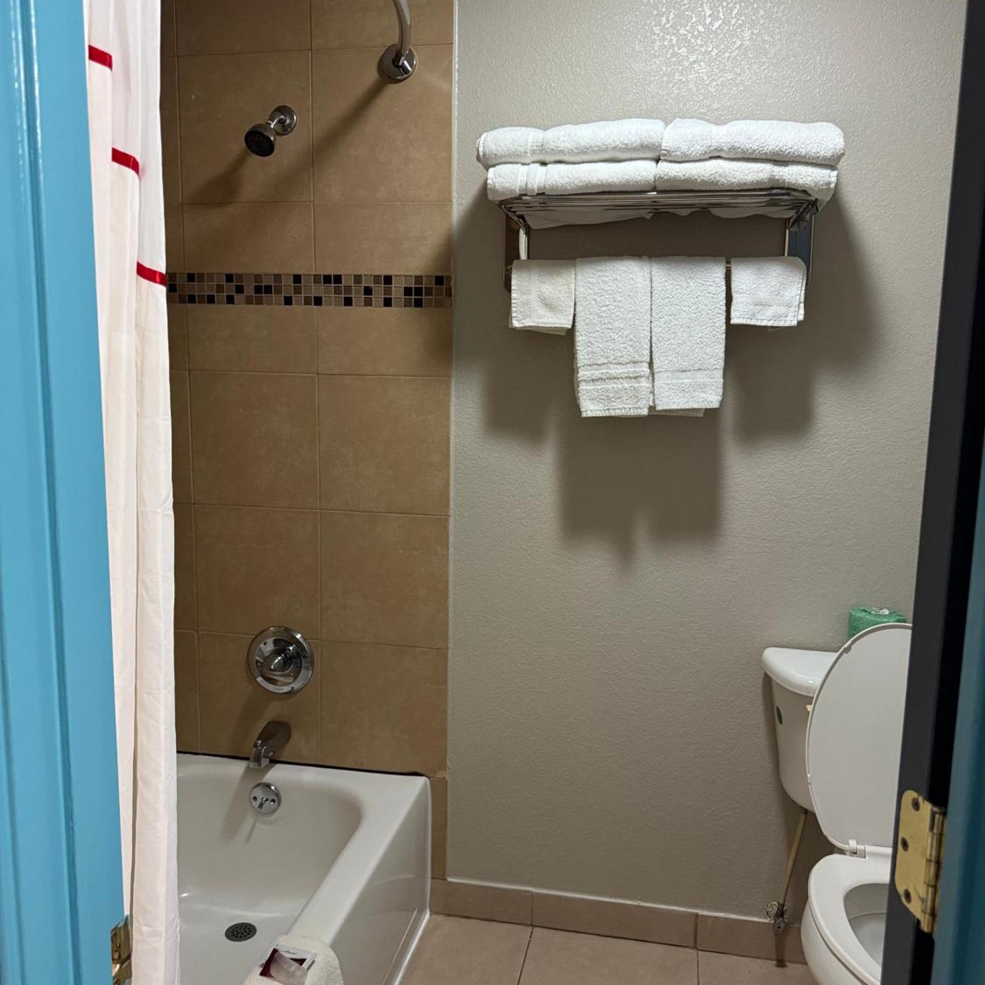 Executive inn 23/24