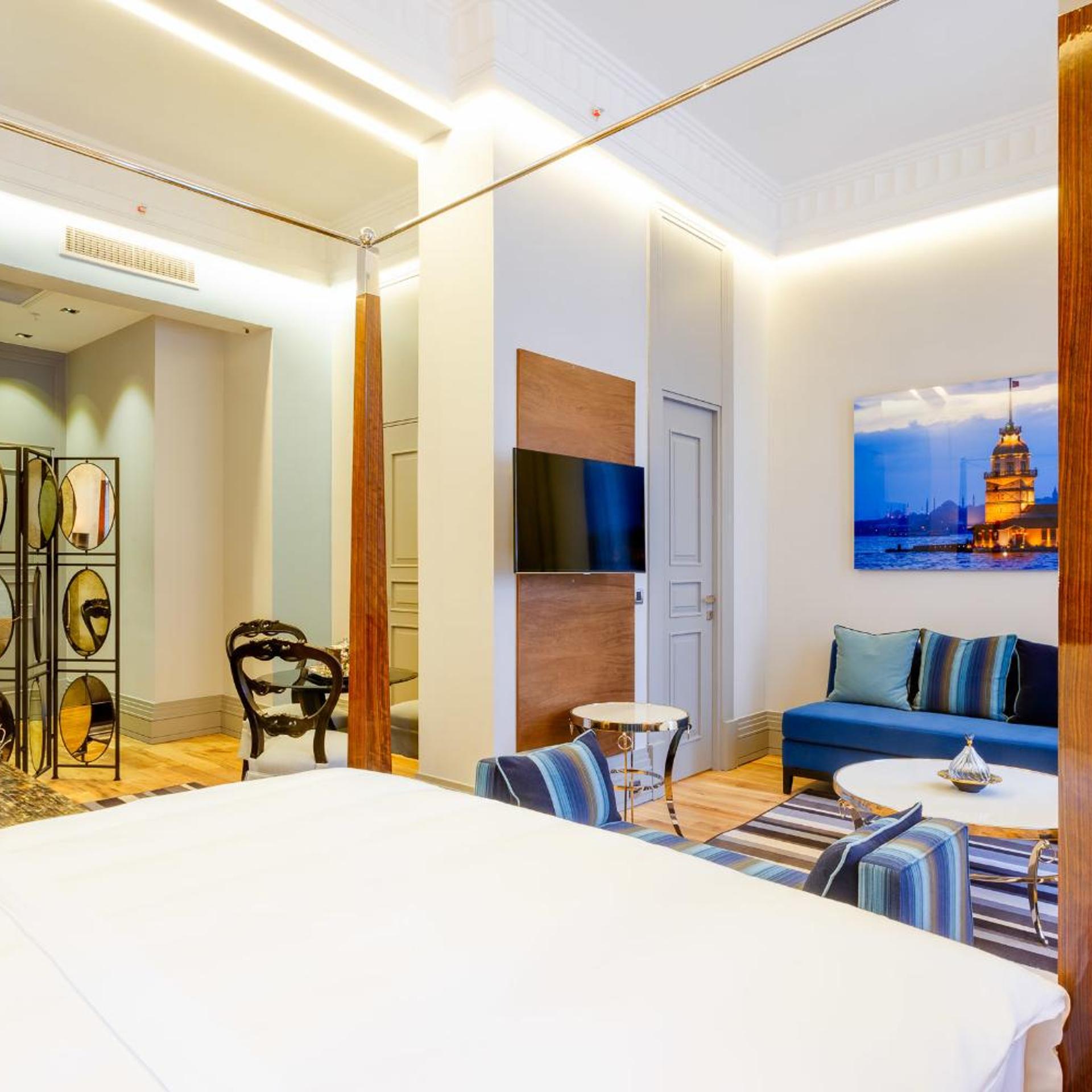 Deluxe, Studio, City View