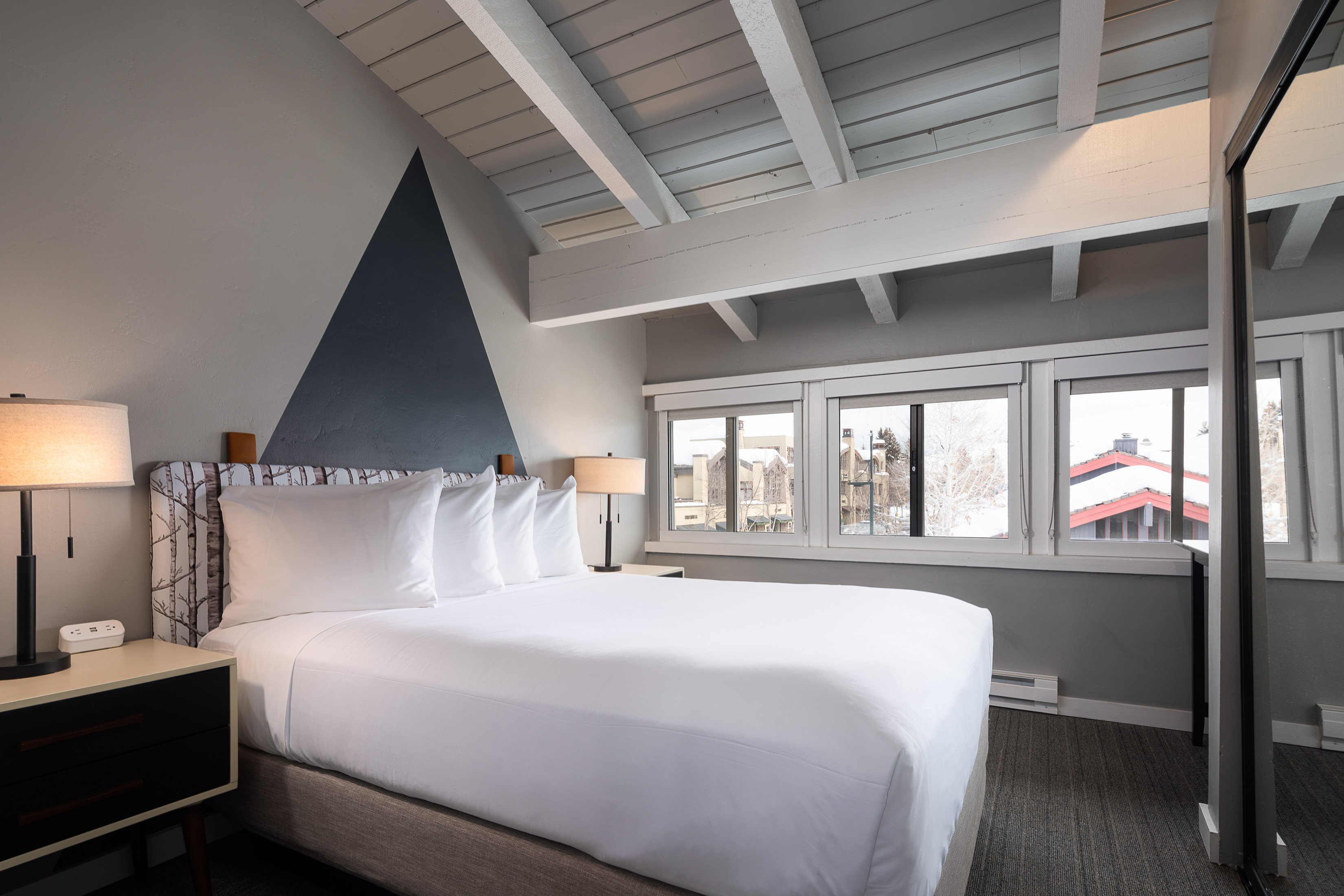 Tamarack Lodge 15/54