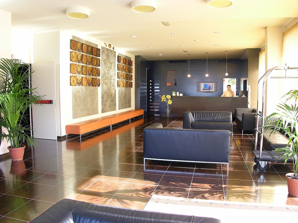 Lobby at Hotel Admeto, CASTELVETRANO