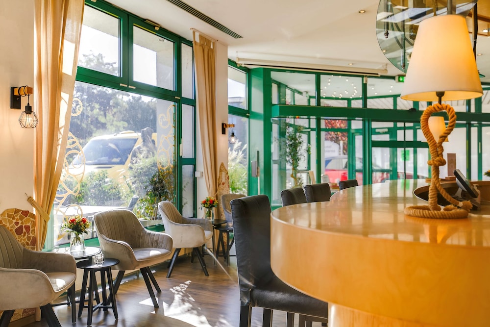 Hotel Ambiente Langenhagen Hannover by Tulip Inn 8/47