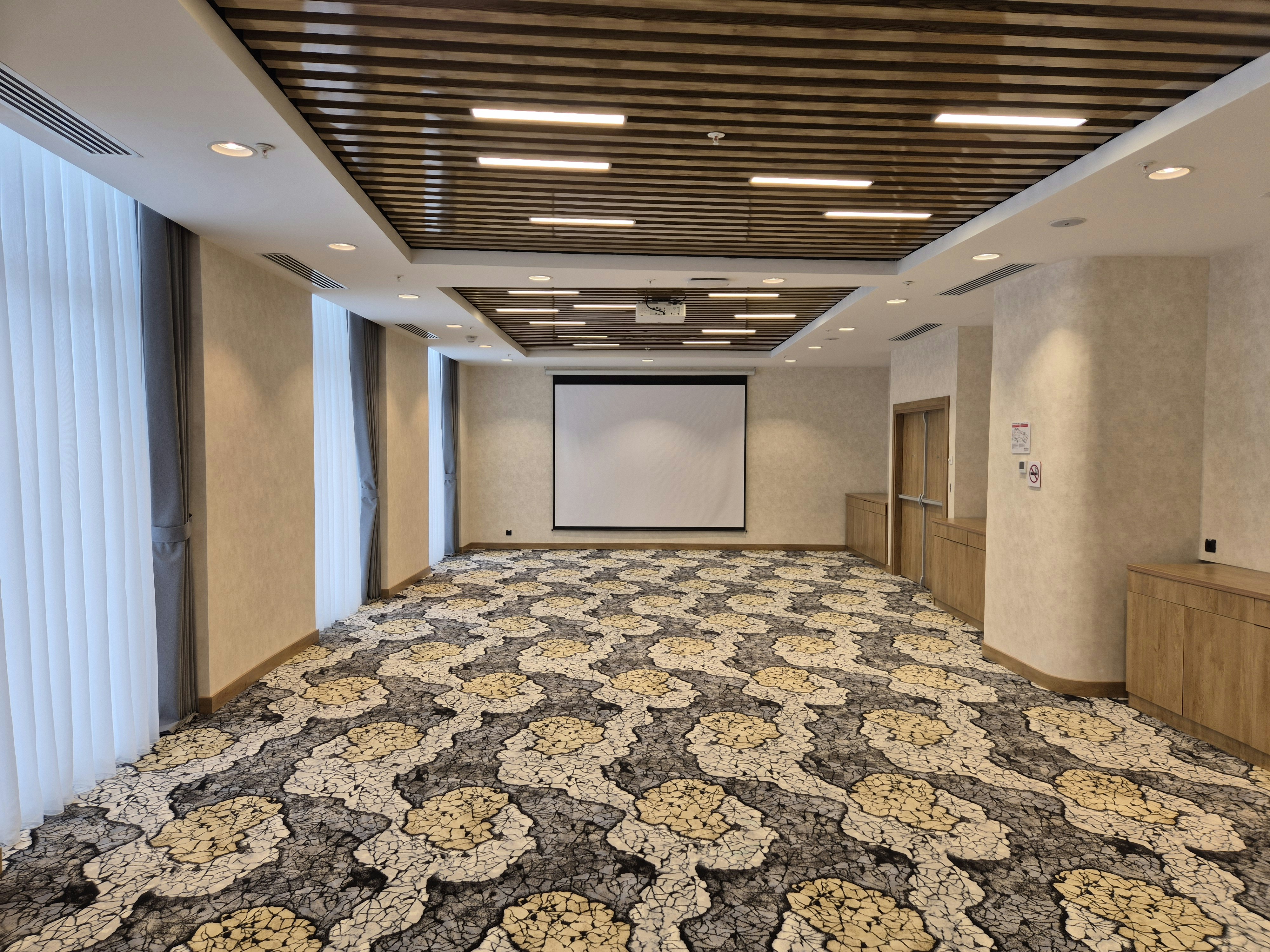 Hilton Garden Inn Termez Ayritom 43/47