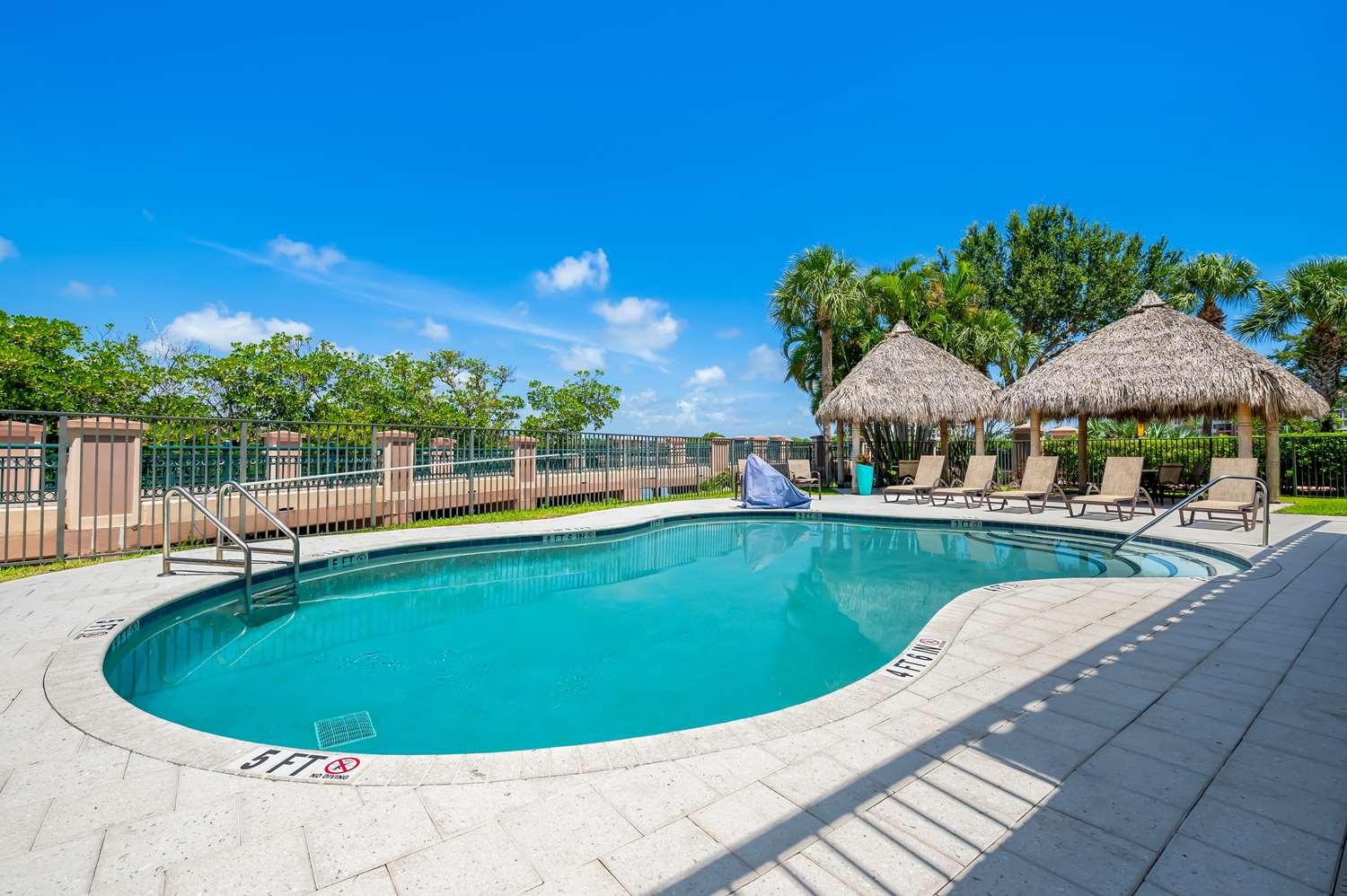 Best Western Intracoastal Inn 32/32
