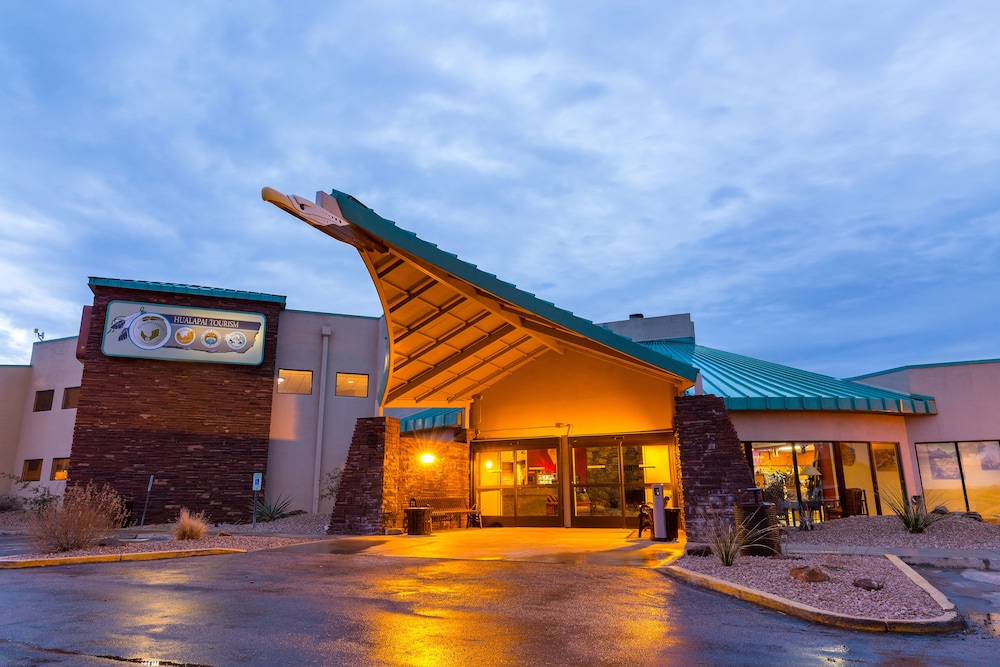 Hualapai Lodge 3/24
