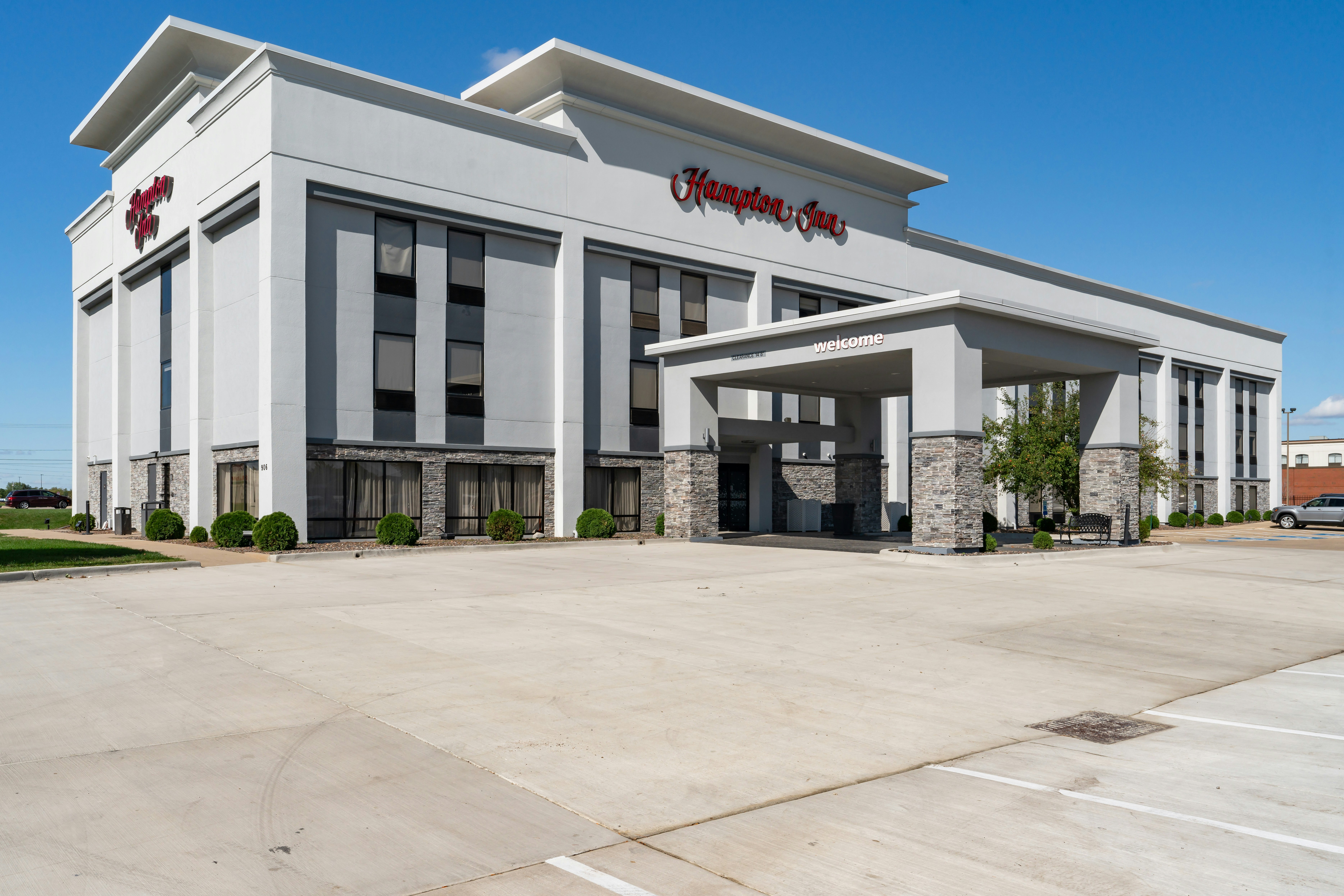 Hampton Inn Bloomington West 45/45
