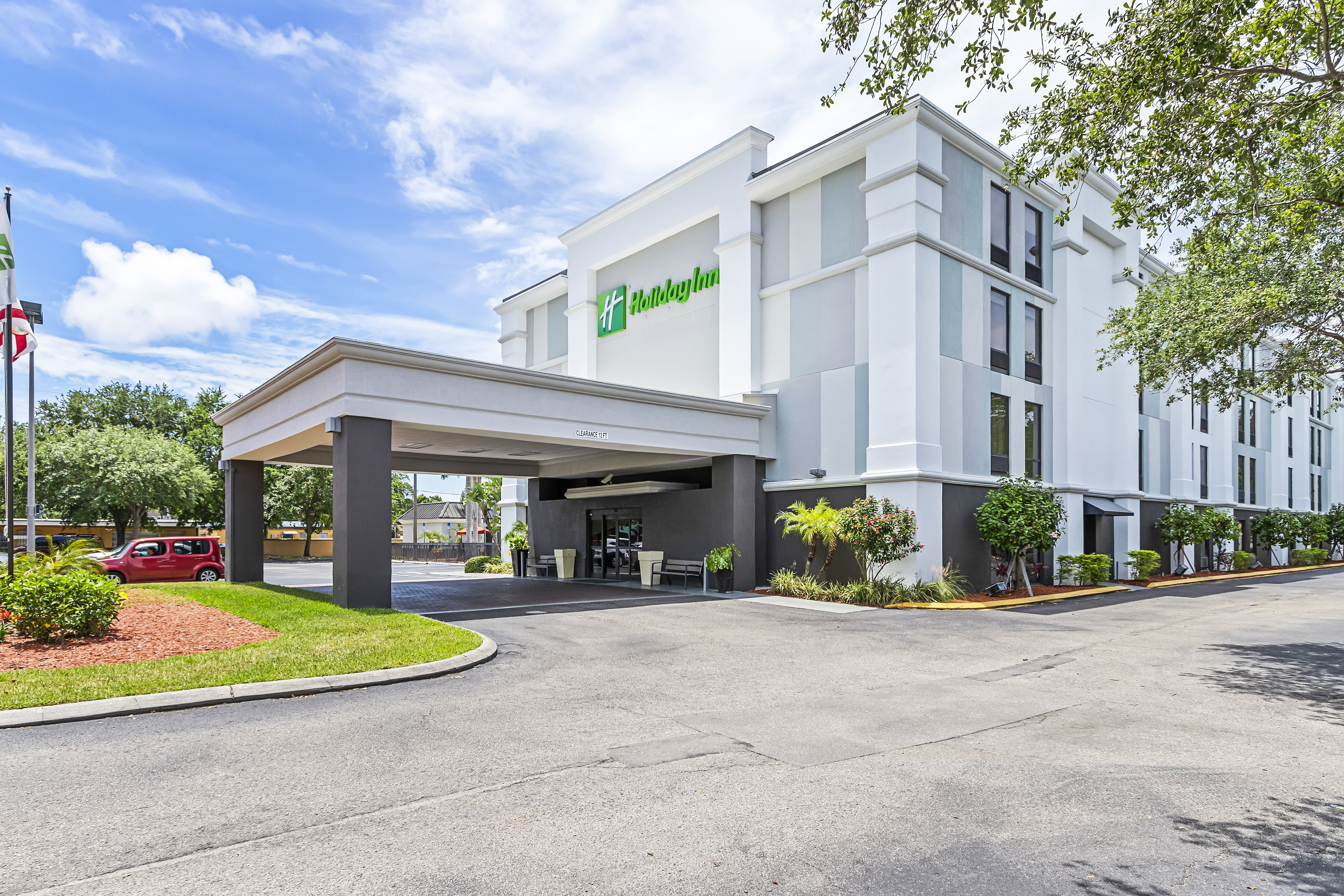 Holiday Inn St. Petersburg West 46/59