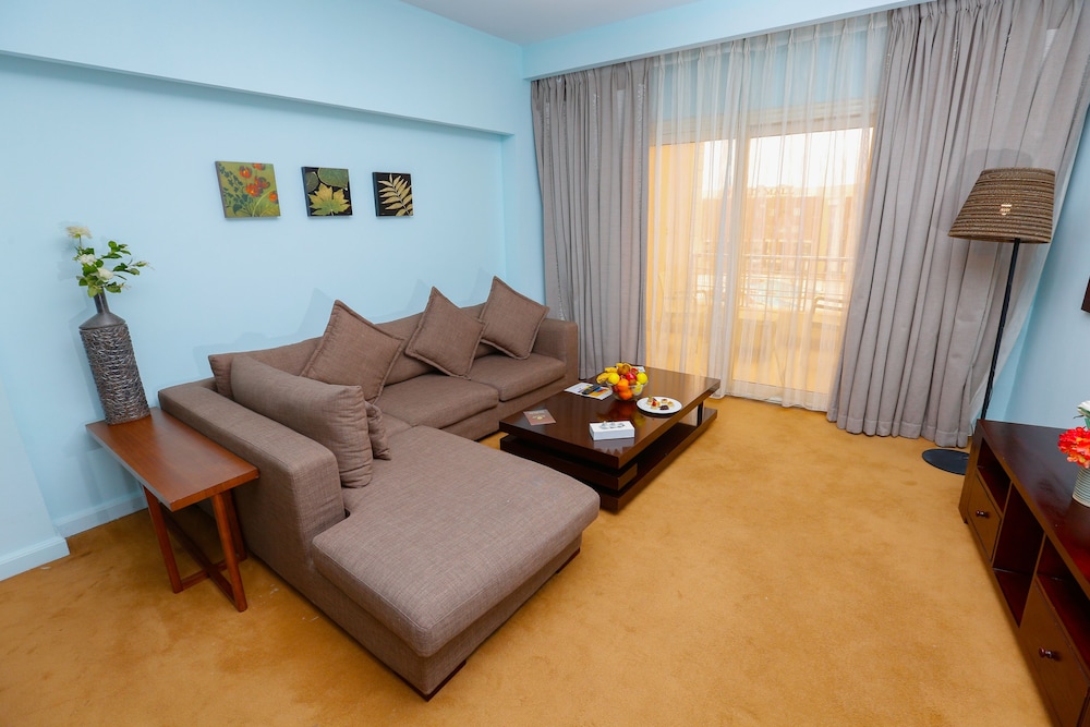 Tolip Family Park Hotel 54/74
