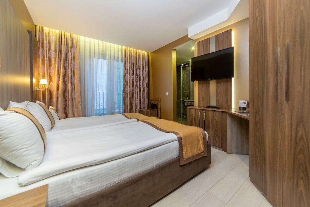 Hotel Ferro 15/50
