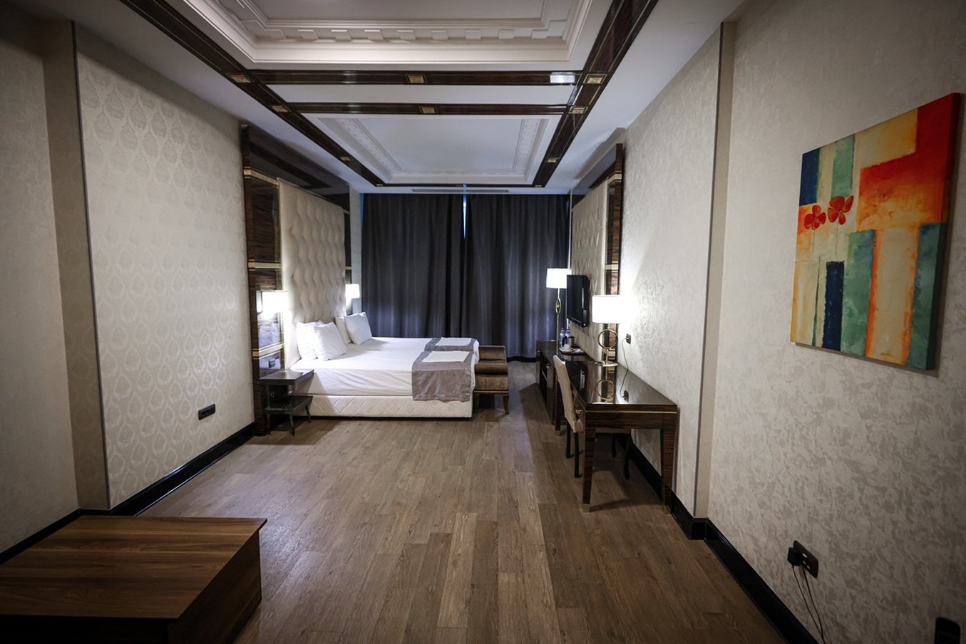 Sapphire Hotel 23/72