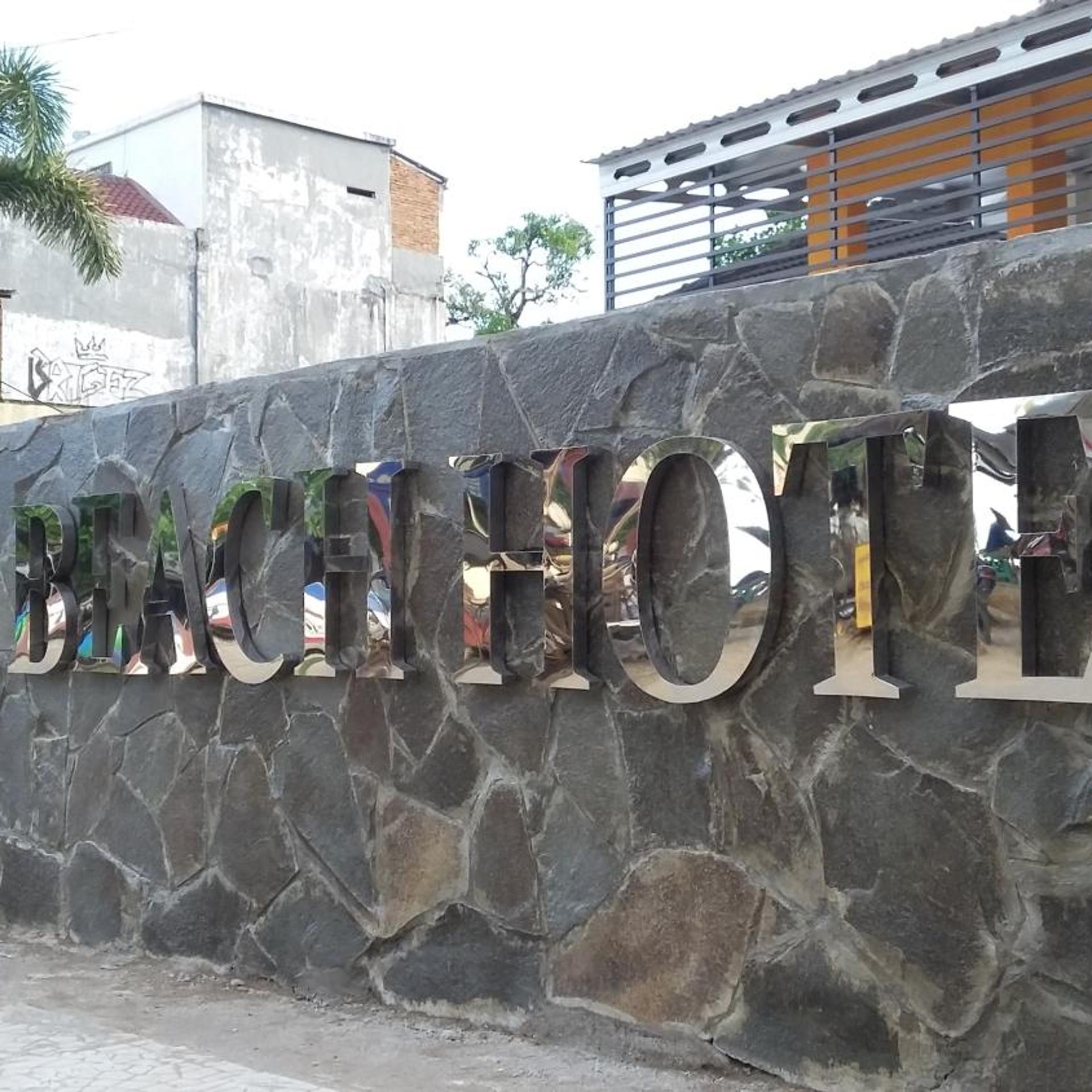 Yokima Beach Hotel 34/43