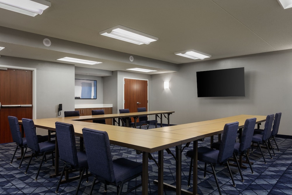 Courtyard by Marriott Denver Tech Center 34/50