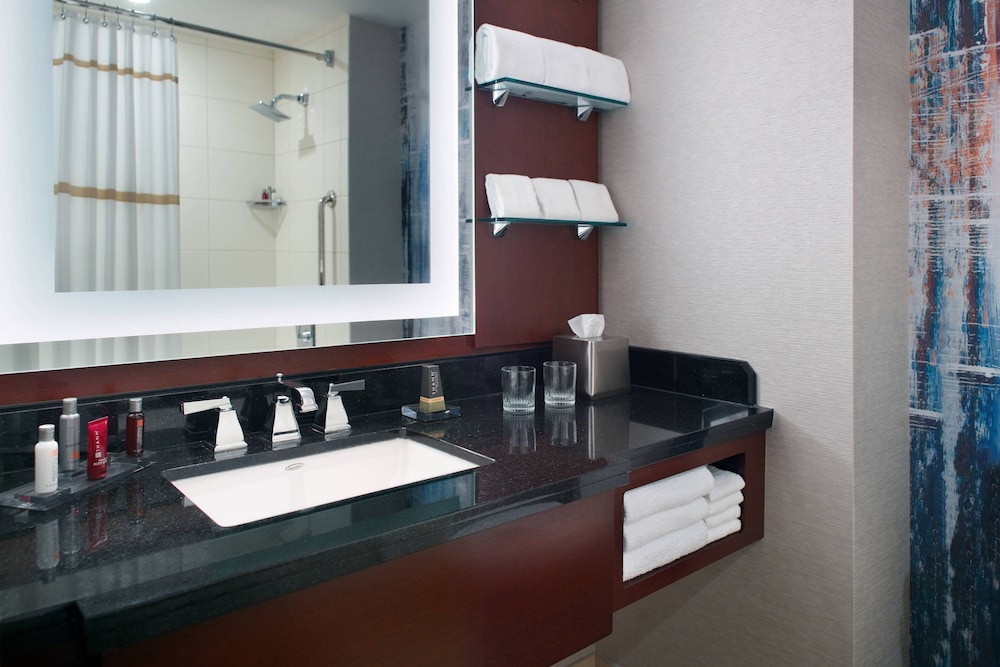 Atlanta Airport Marriott Gateway 22/48