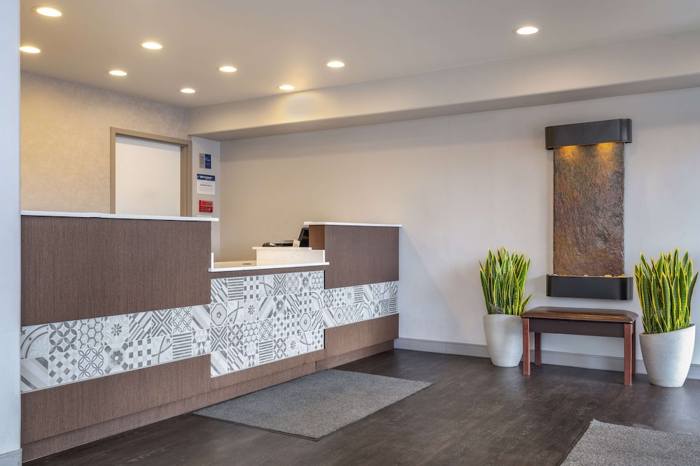 Best Western Rose Garden Inn 6/37