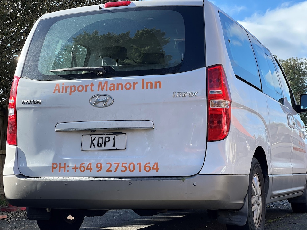 Airport Manor Inn 5/66