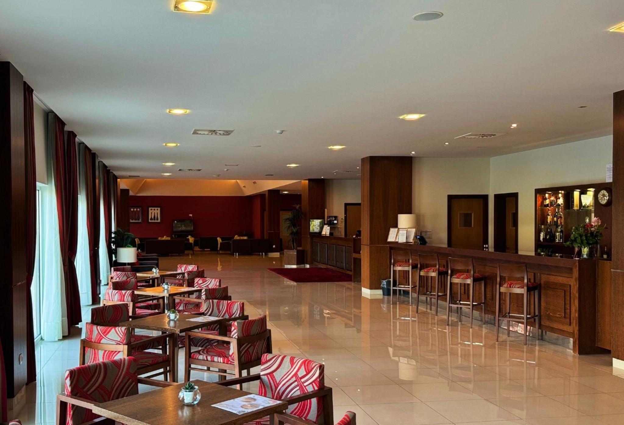 PLACIDO HOTEL DOURO TABUACO 38/48