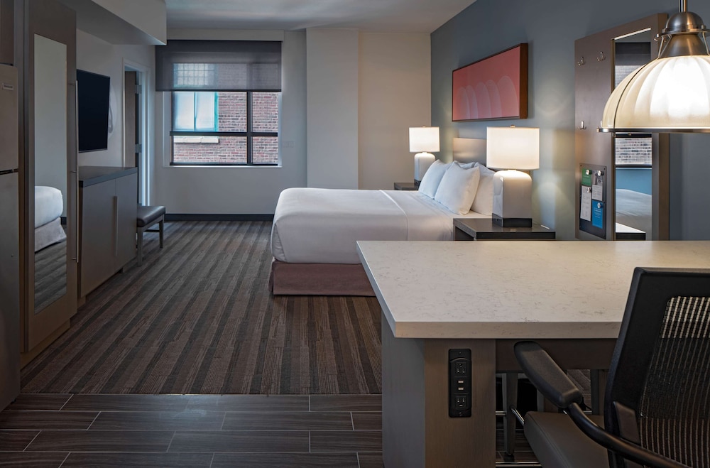 Hyatt House Indianapolis Downtown 39/70