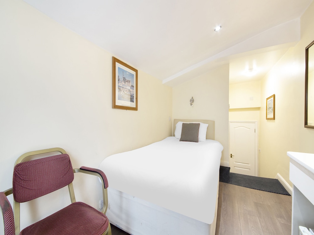 Grantly Hotel London Shepherd s Bush 30/50