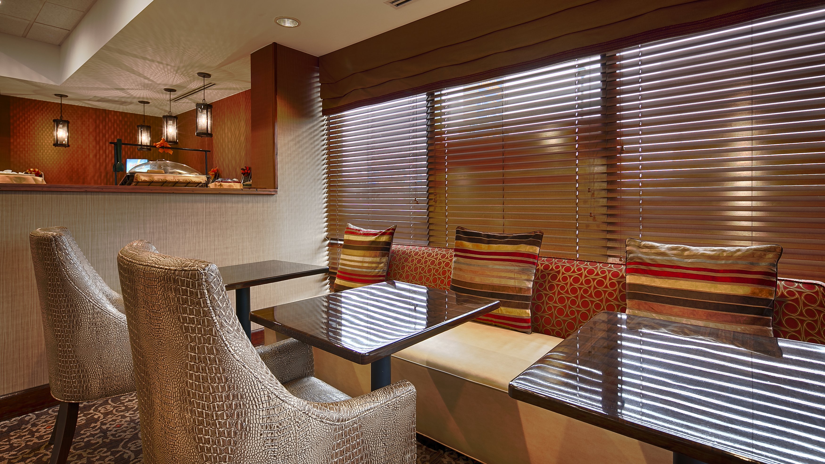 Best Western Colonial Inn 16/21
