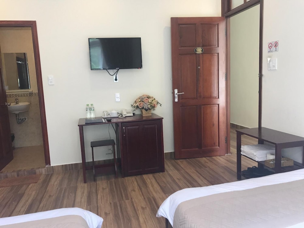 Nam Xuan Premium Hotel 39/68