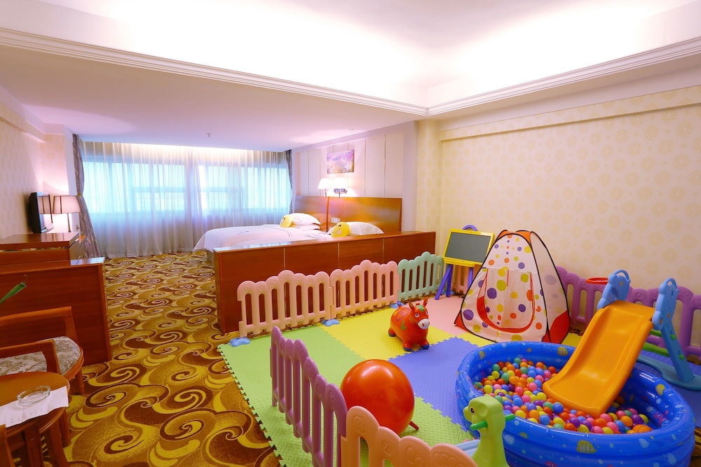 Victoria Hotels 14/18