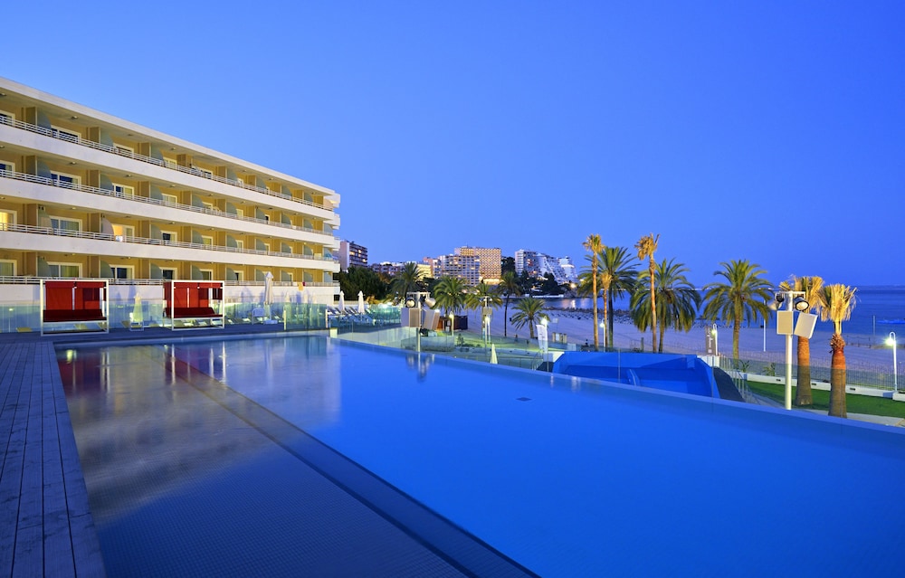 Innside by Melia Wave Calvia 10/76