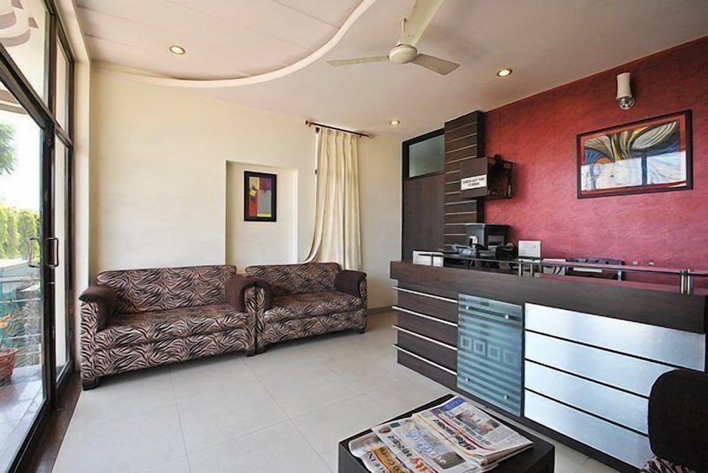 Classic 7 Hotel & Restaurant photo5