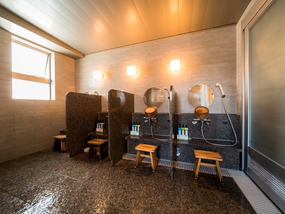 Super Hotel Ube Natural Hot Springs 26/34