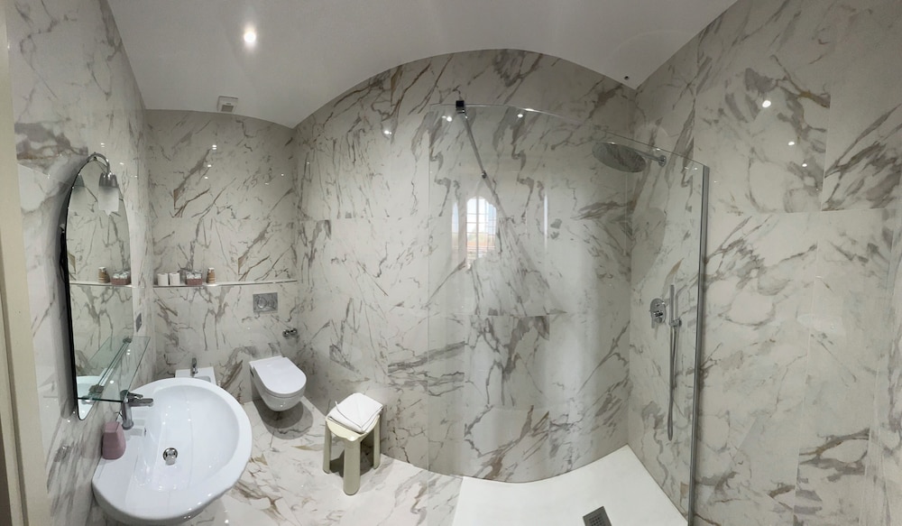 Hotel Petit Royal 50/50
