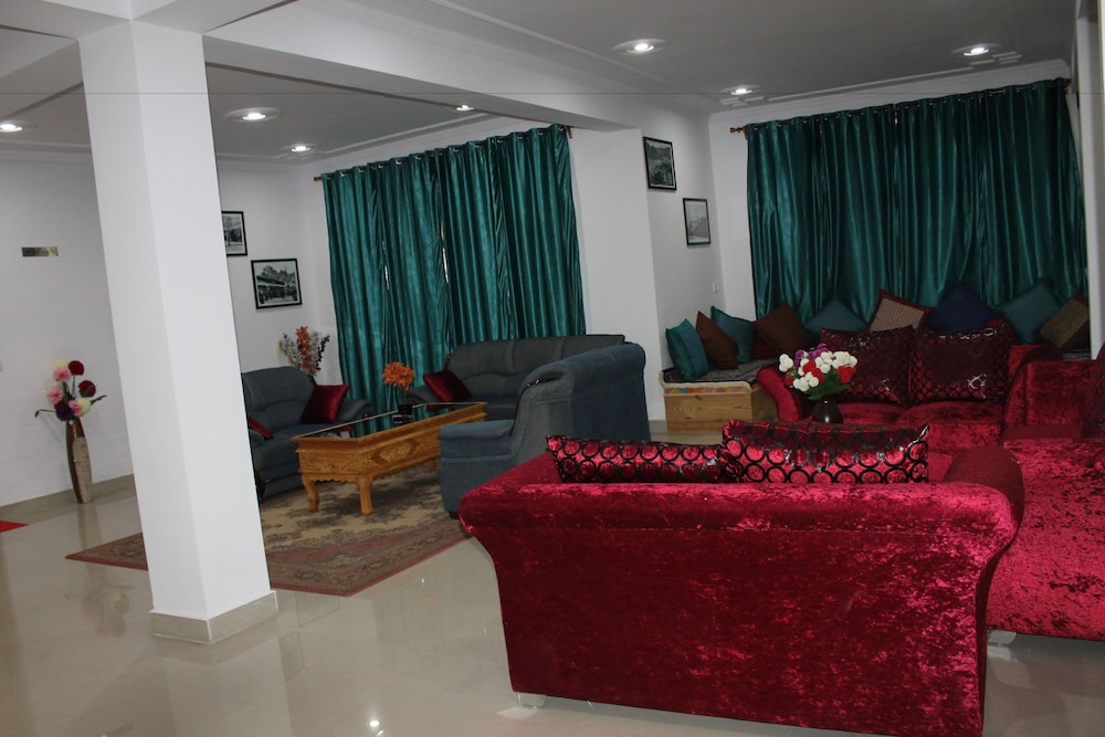 Hotel Royal Ladakh 30/50