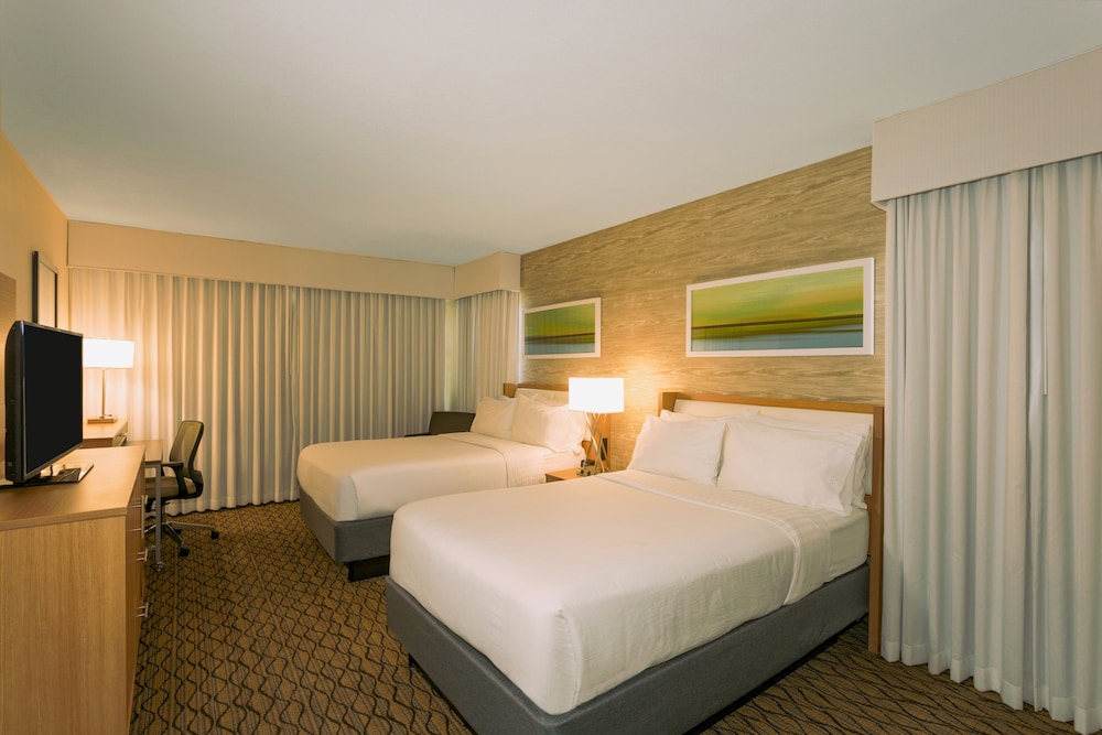 Holiday Inn Miami Beach Oceanfront Hotel 20/71