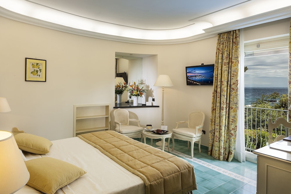 Punta Molino Beach and Resort Spa 31/82