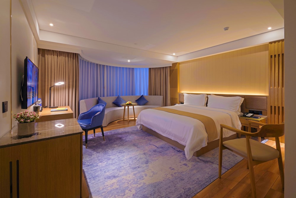 Superise Hotel 6/40