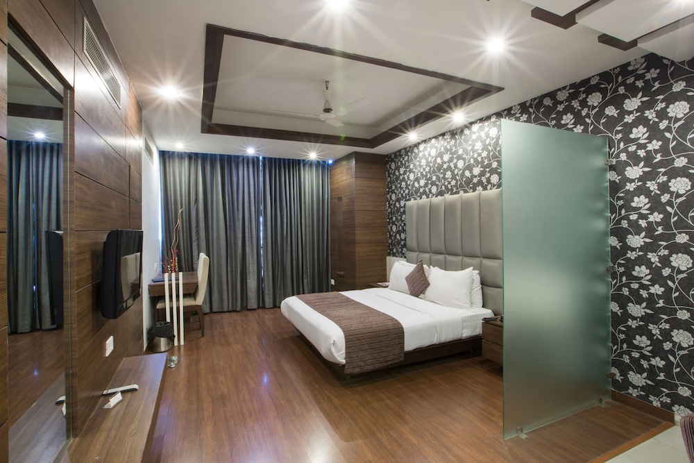 Hotel Narula S Aurrum 18/32