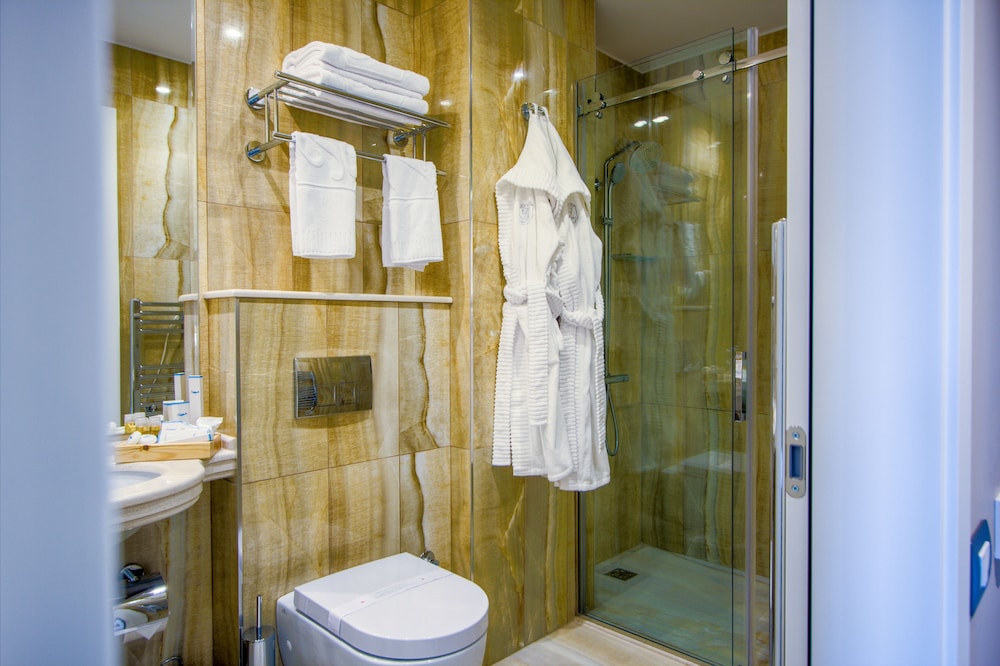 Lot Boutique Hotel 33/37