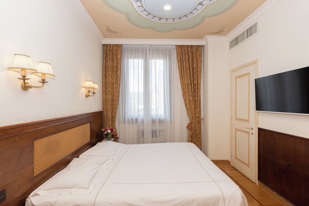 Hotel Adler Cavalieri 23/64