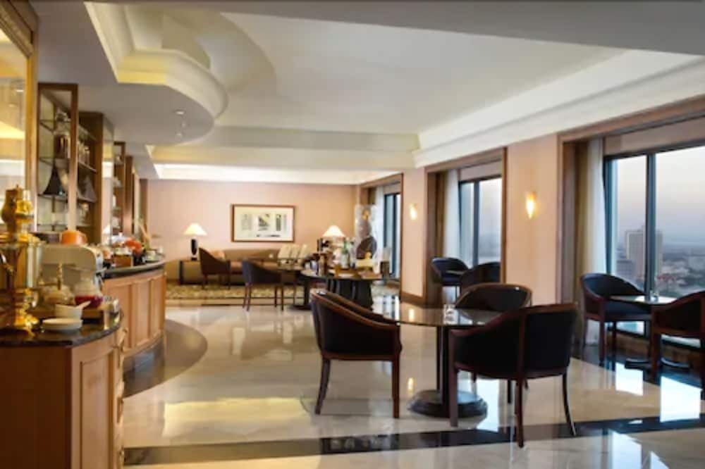 Bumi Surabaya City Resort 28/46