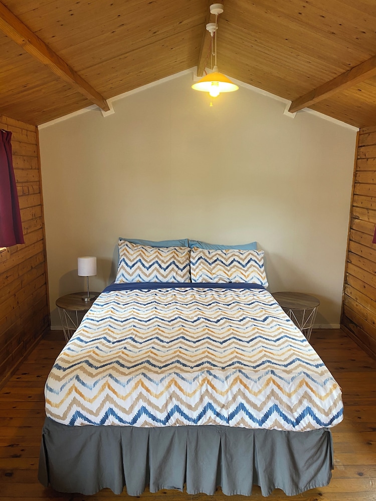 Bay of Islands Lodge 26/45