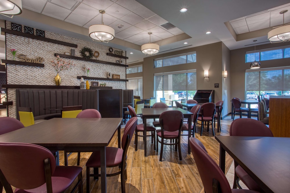 Drury Inn and Suites Huntsville at the Space and Rocket Center 30/37