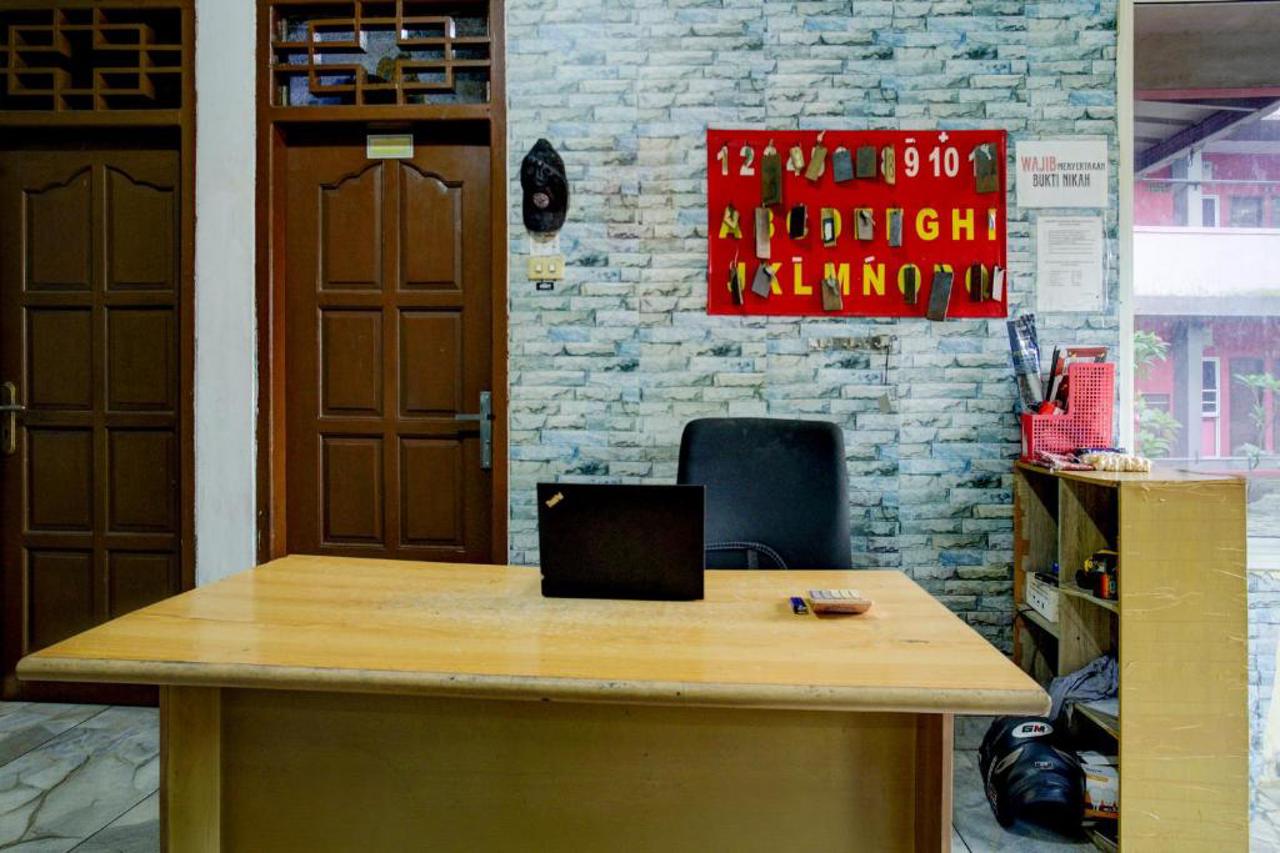 Hotel O near Urip Sumoharjo Hospital formerly Yasmine Guesthouse Syariah 16/21