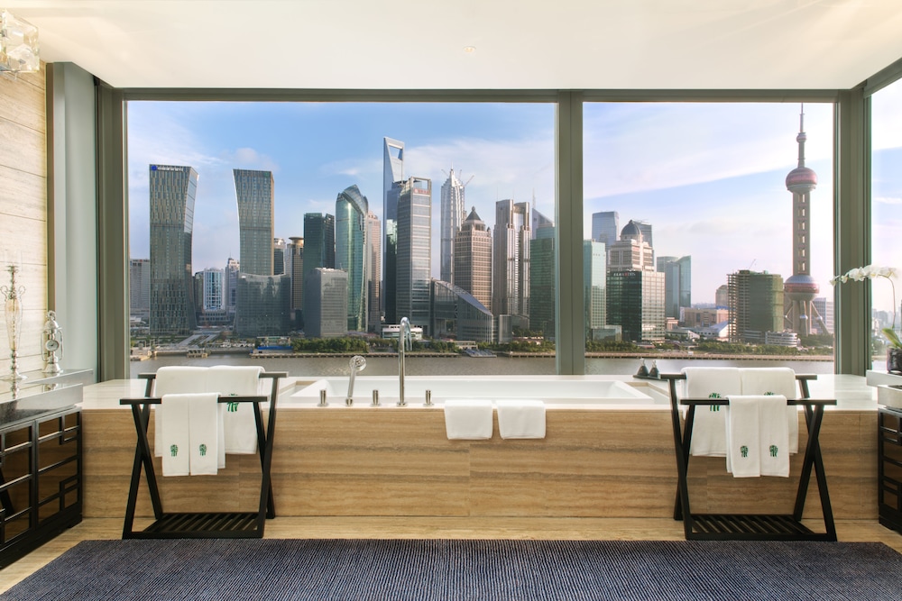 Banyan Tree Shanghai On The Bund Hotel in SHANGHAI