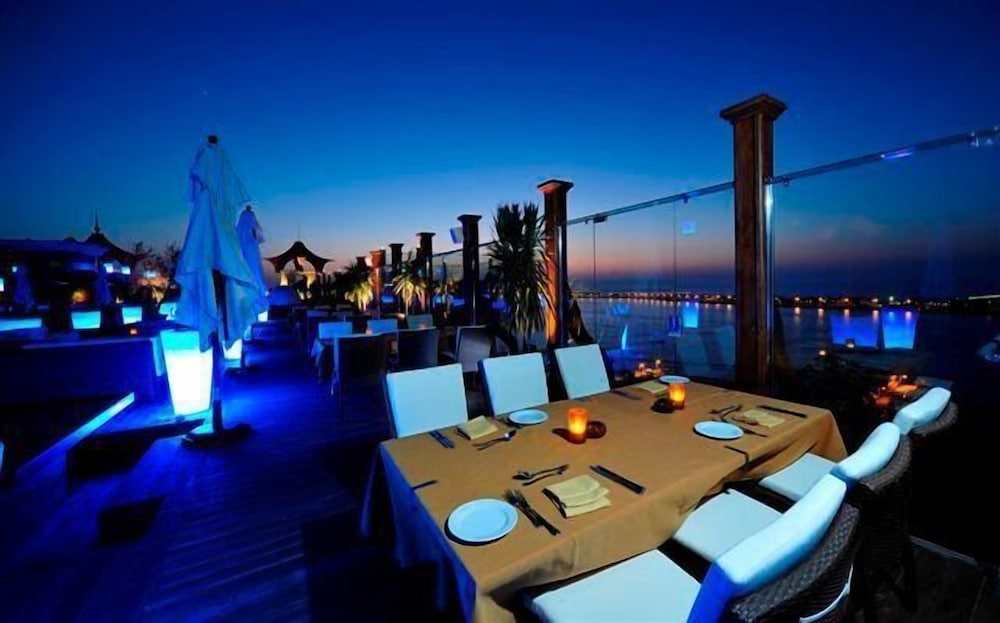 M Hotels at Porto Marina 33/50