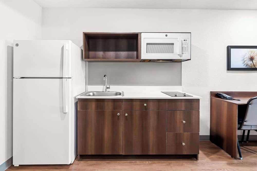 WoodSpring Suites Hudson Port Richey 6/33